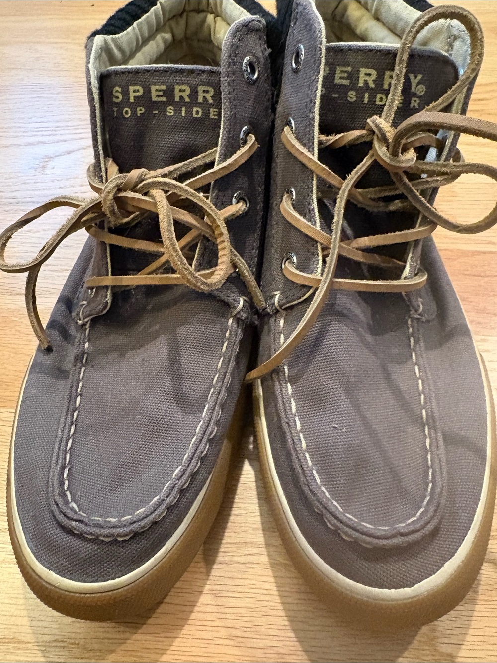 Sperry Men’s Gray Canvas Chukka Shoes with Tan Laces